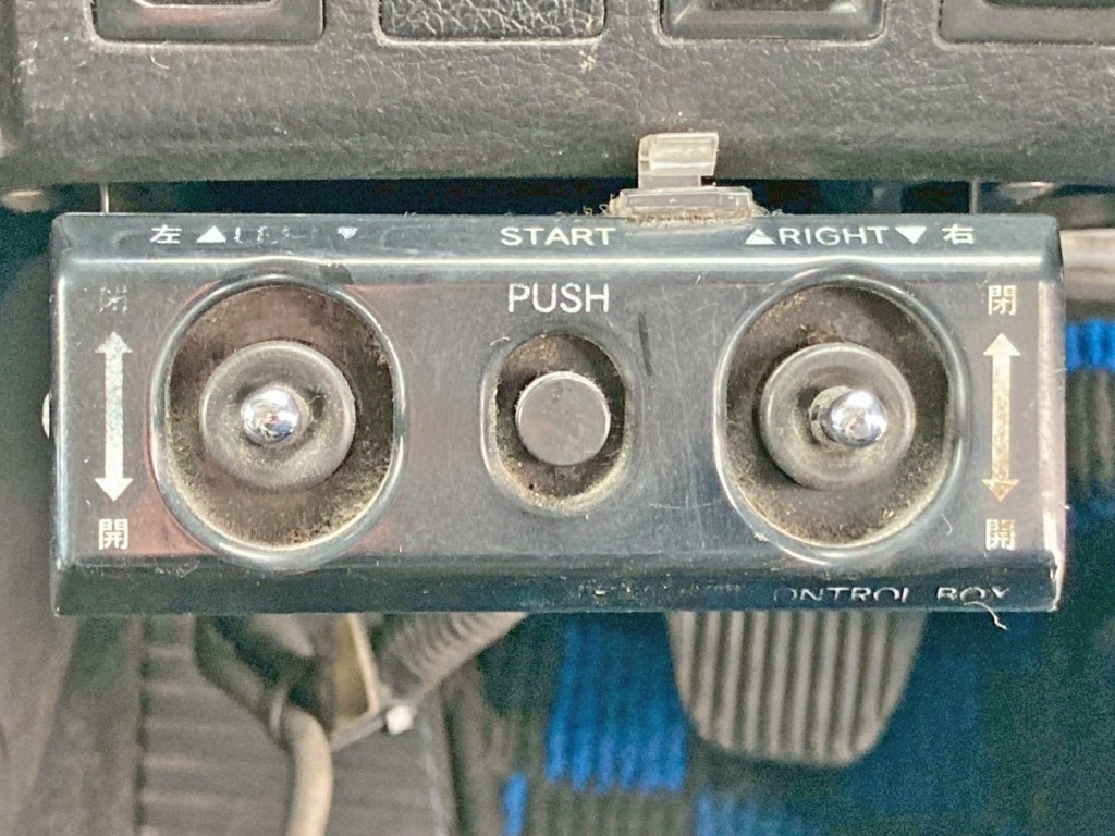 コボレーンの操作スイッチです。|日野 プロフィア QKG-FS1EKDAの写真29