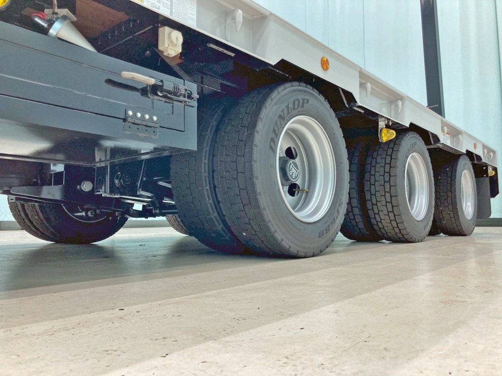 12輪です。|トレクス PLB34114改の写真15