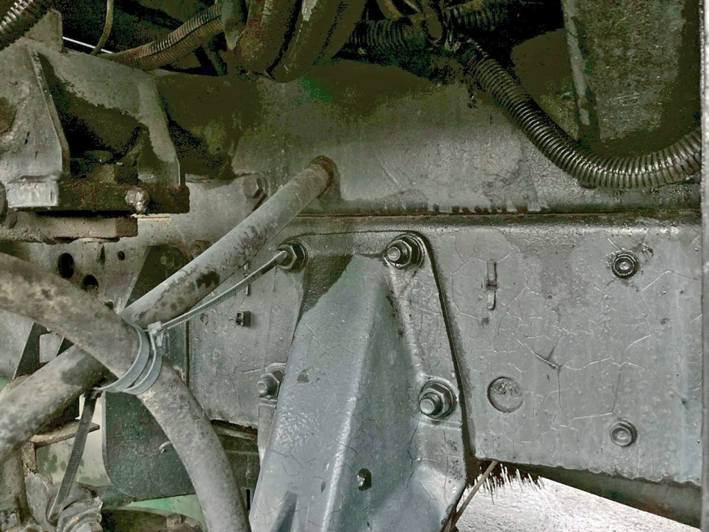 シャーシの状態です。|いすゞ フォワード PA-FRR34D4改(2WD)の写真6