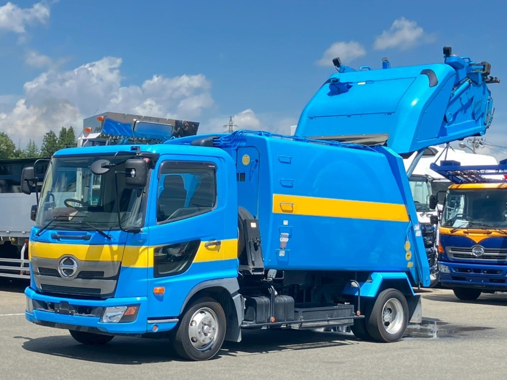 日野 レンジャー 2KG-FC2ABA(2WD)の写真1