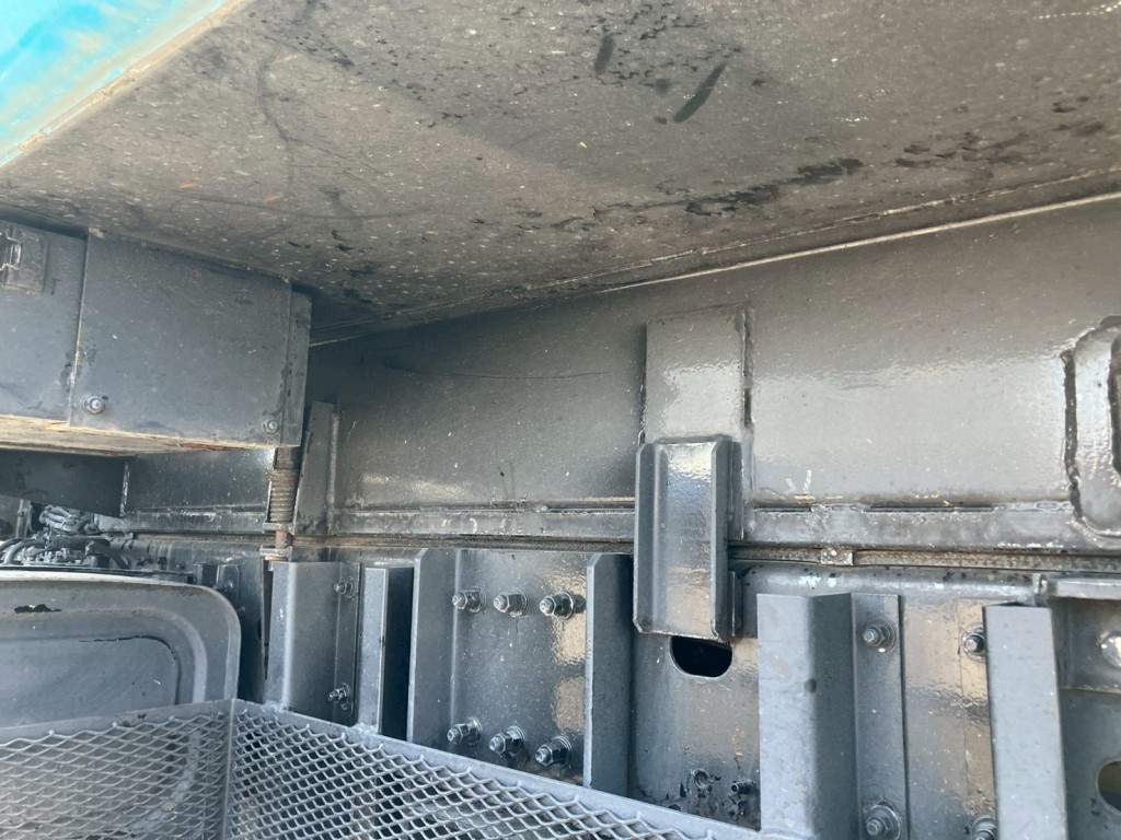 シャーシの状態です。|日野 レンジャー 2KG-FC2ABA(2WD)の写真6