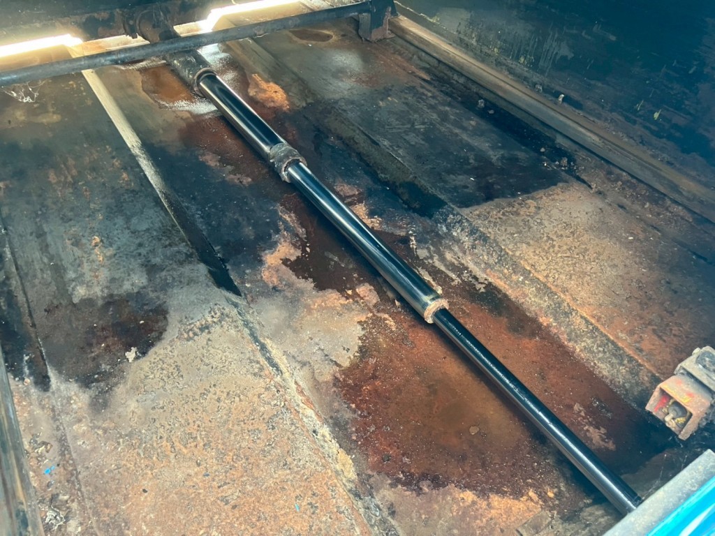 シリンダーの状態です。|日野 レンジャー 2KG-FC2ABA(2WD)の写真15