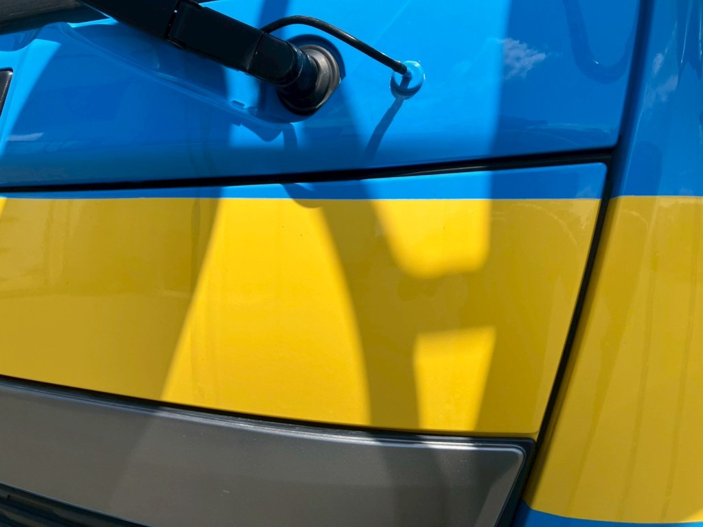 フロントパネルにキズがあります。|日野 レンジャー 2KG-FC2ABA(2WD)の写真24