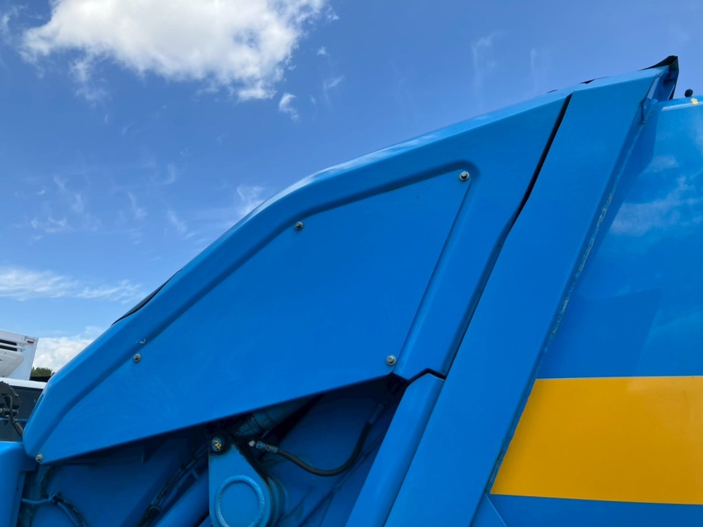 運転席側テールゲートにキズがあります。|日野 レンジャー 2KG-FC2ABA(2WD)の写真37