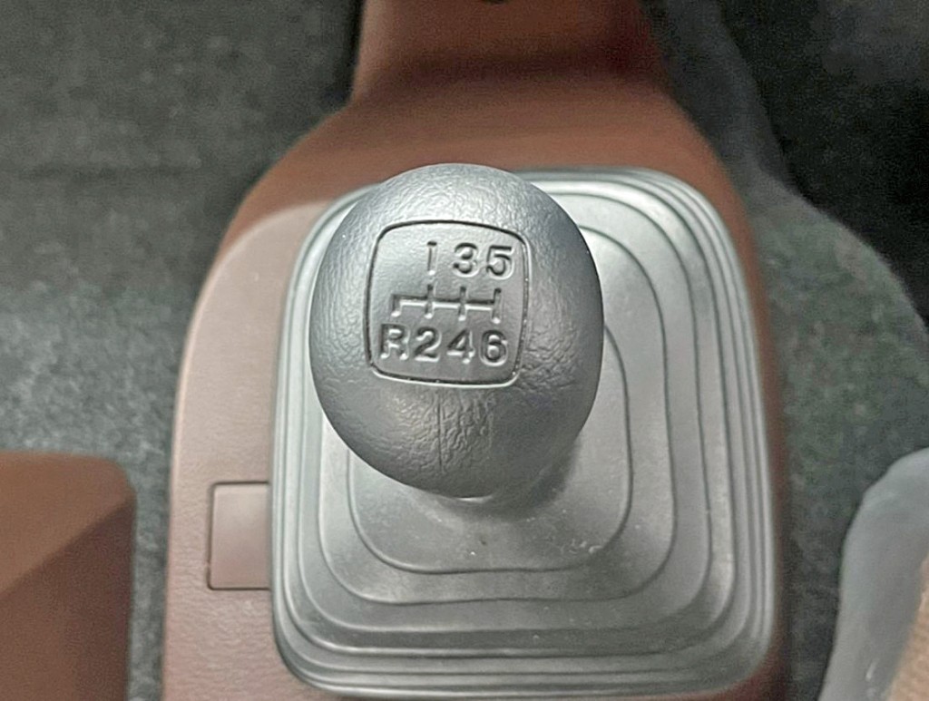 日野 レンジャー 2PG-FD2ABA(2WD)の写真15