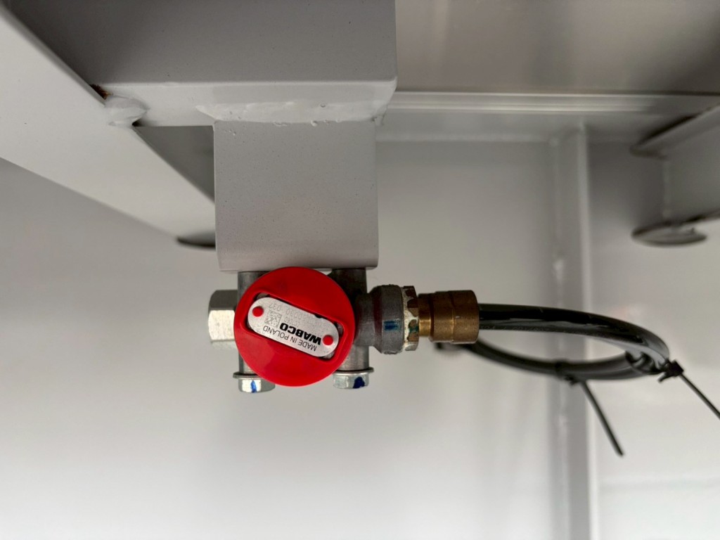 駐車ブレーキです。|トレクス  PFN24103改の写真21