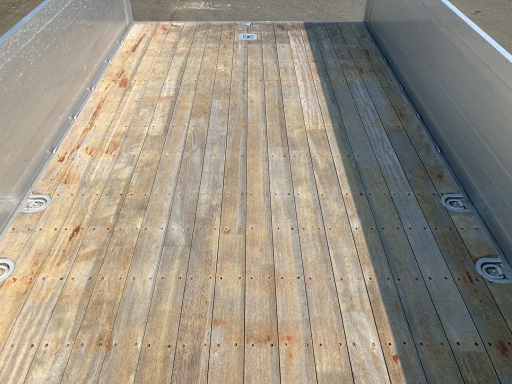 日野 プロフィア 2KG-FW1AHCの写真10