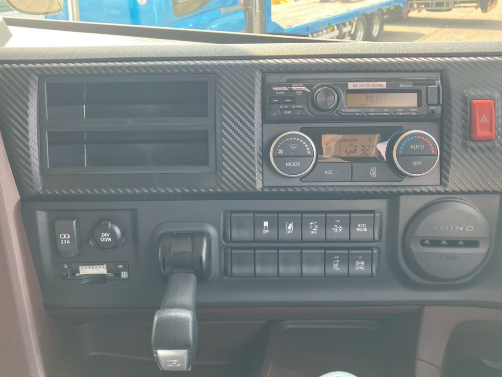 日野 プロフィア 2KG-FW1AHCの写真17