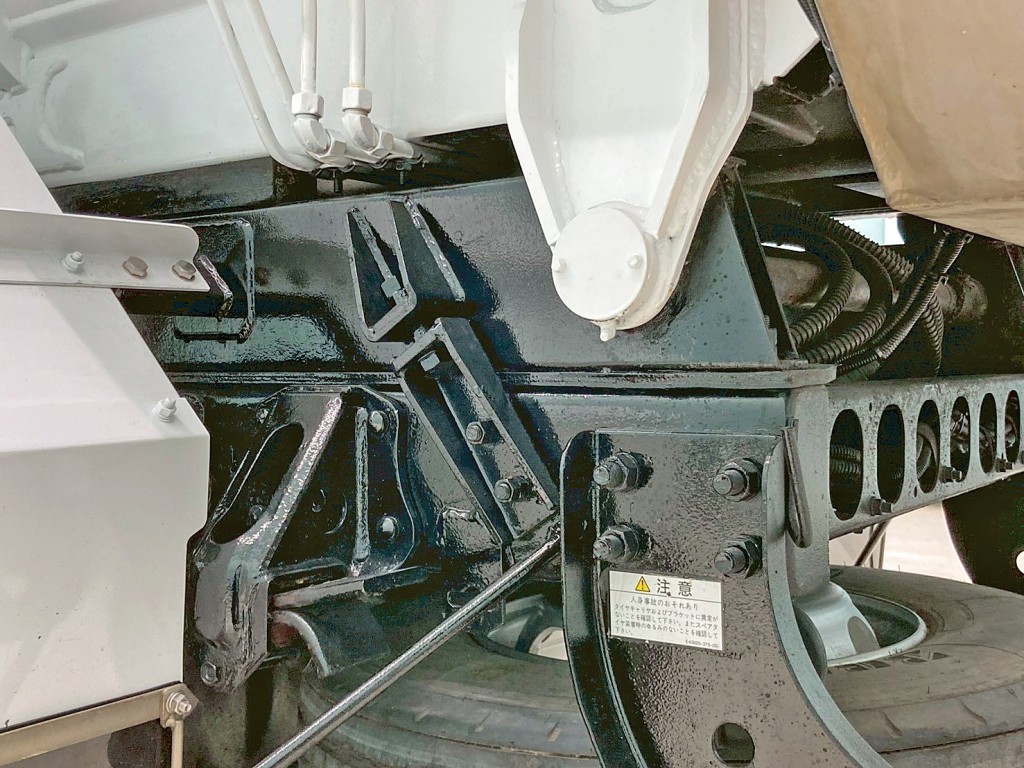 シャーシの状態です。|いすゞ フォワード SKG-FSR90S2の写真6