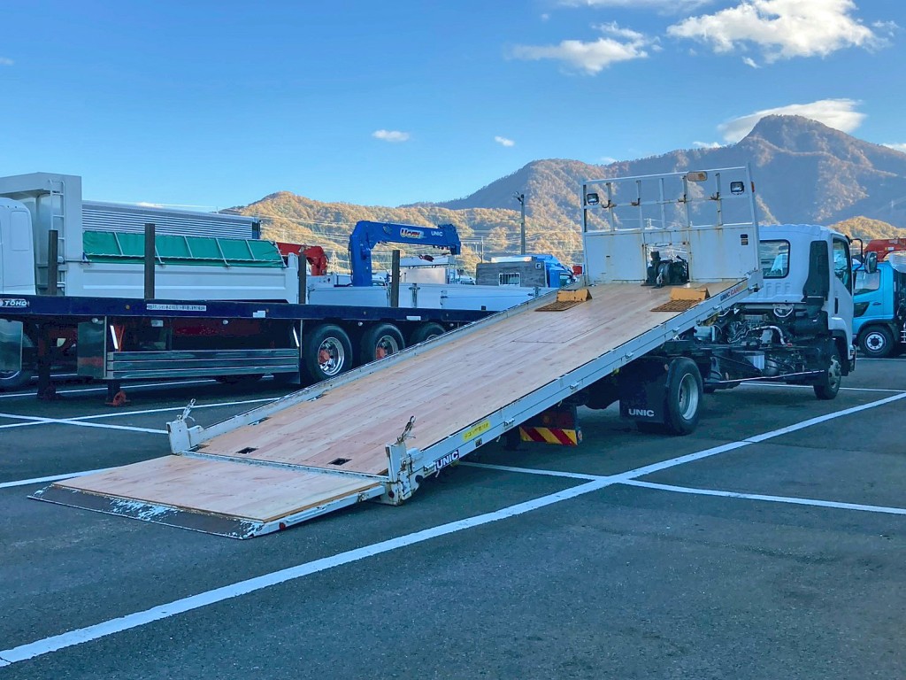 いすゞ フォワード TKG-FRR90S1(2WD)の写真4