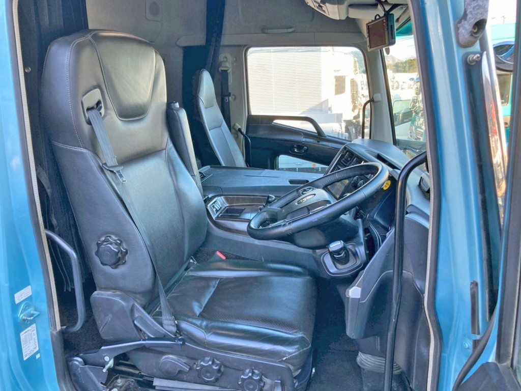 ハイルーフキャビンです。|三菱 スーパーグレート 2KG-FV70HJRの写真15