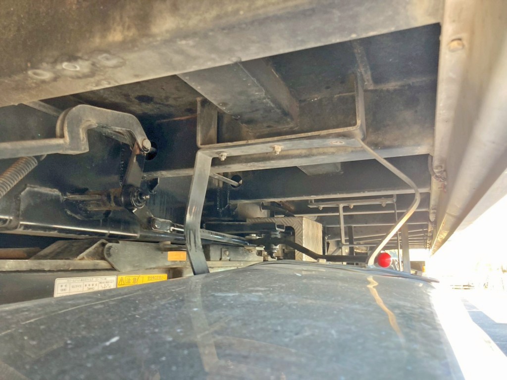 シャーシとネタの状態です。(縦ネタ・横ネタは鉄製です)|コダイラ  KDLR221AXの写真12