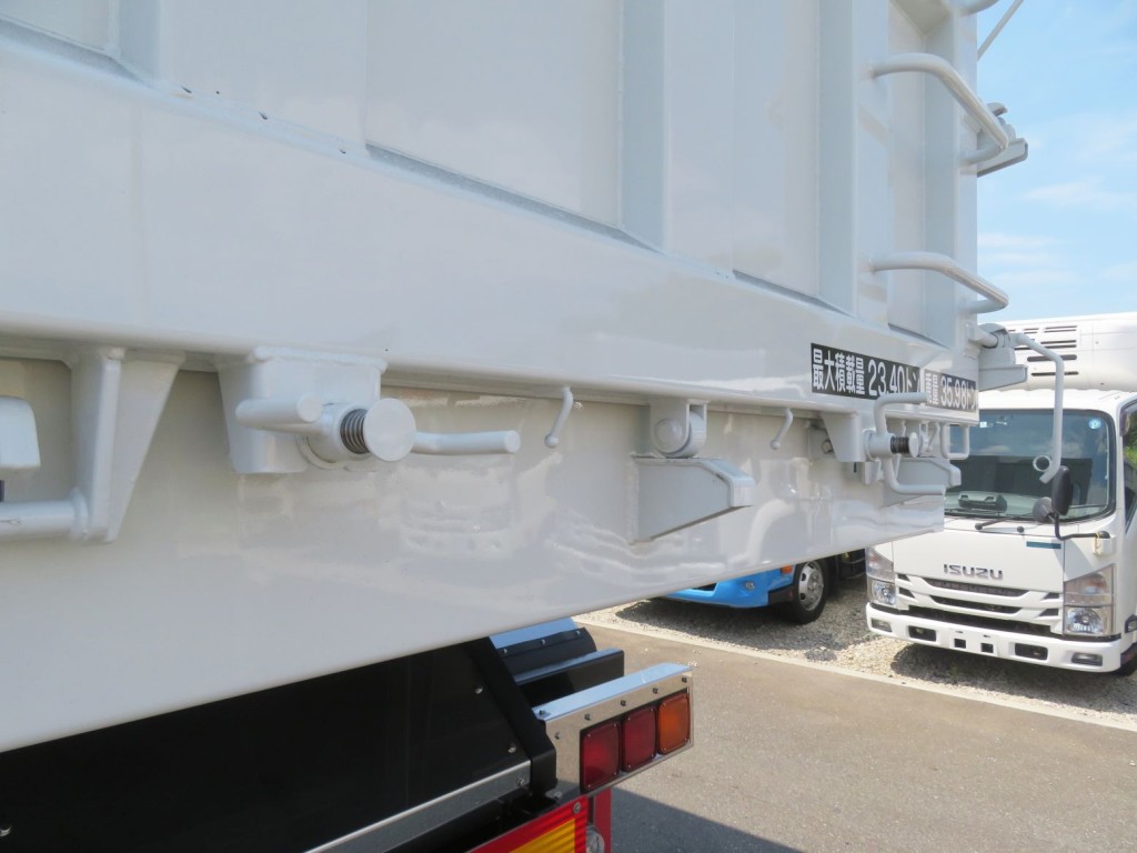 水密ハンドル付きです。|コダイラ  KFL32改の写真11