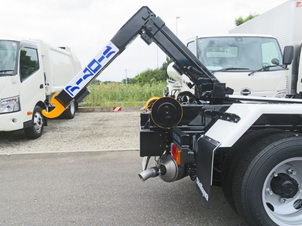 リアジャッキ無しです。|三菱 キャンター 2RG-FBAV0(2WD)の写真8