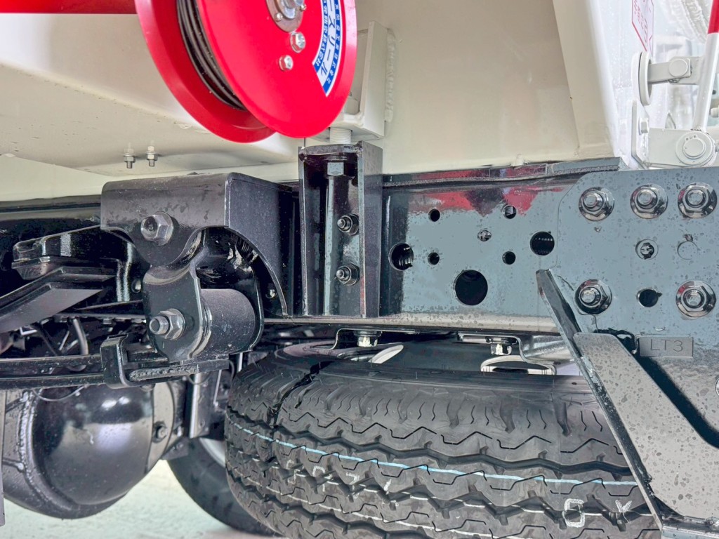 シャーシの状態です。|日野 デュトロ 2KG-XZU600E(2WD)の写真6