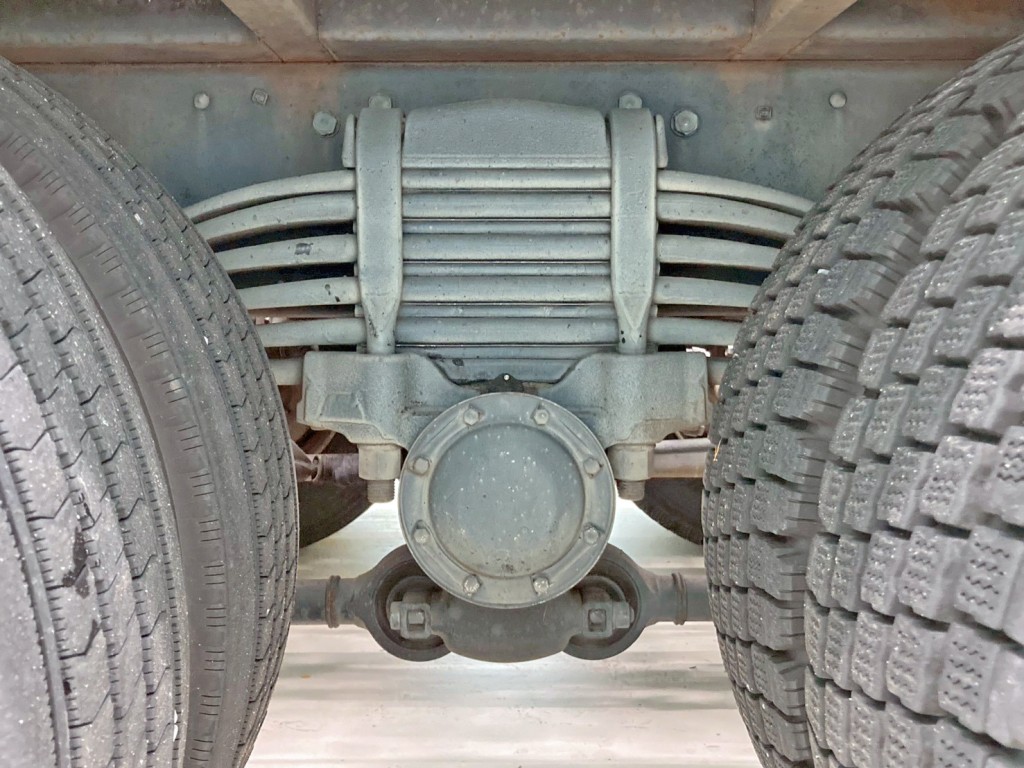 リーフサスです。|三菱 ファイター LDG-FQ62Fの写真5