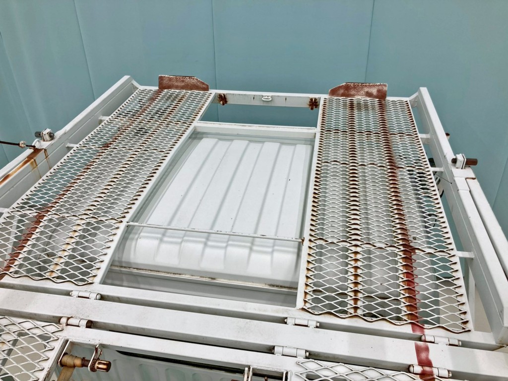 2Fフロアー先頭部分の状態です。|三菱 ファイター LDG-FQ62Fの写真18