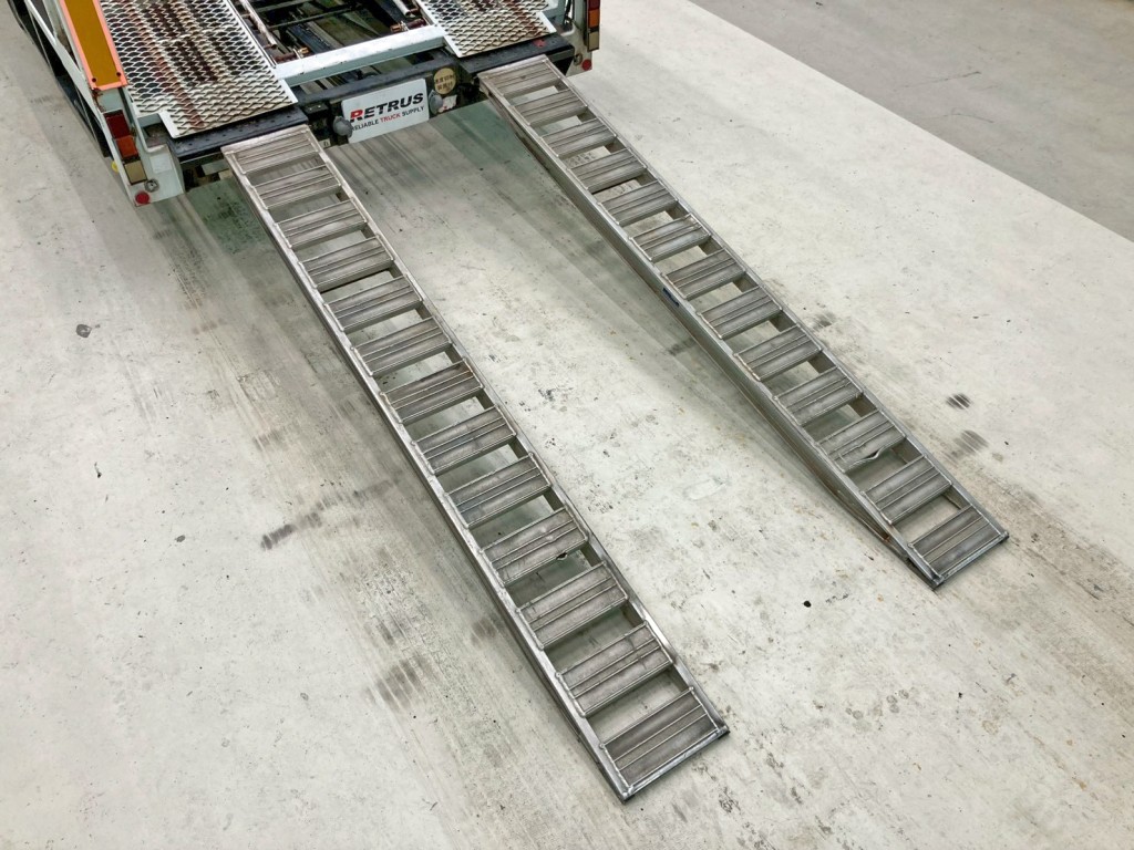 歩みは手動式です。|三菱 ファイター LDG-FQ62Fの写真22