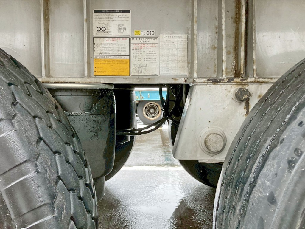 エアサスです。|トレクス PFB34113改の写真5