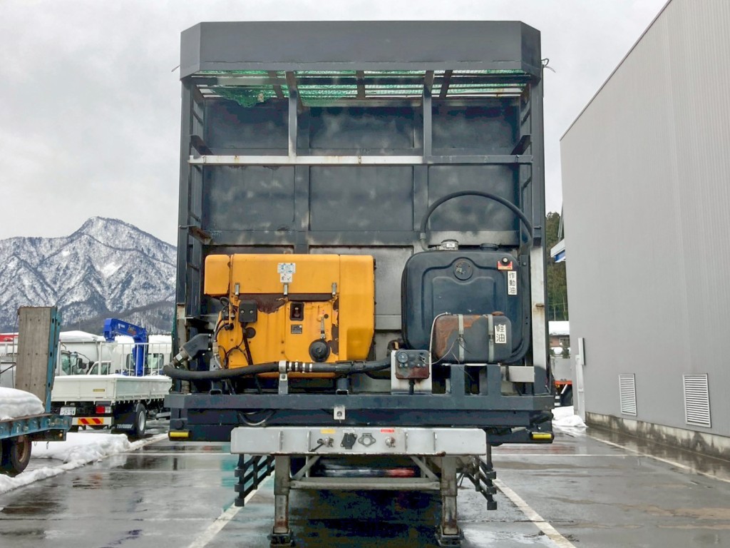 ボディー前方の状態です。|トレクス PFB34113改の写真22