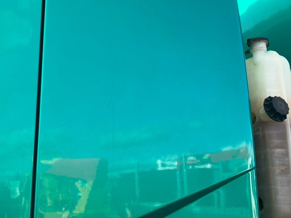 助手席側クォーターパネルにキズがあります。|三菱 スーパーグレート 2PG-FV70HYの写真17