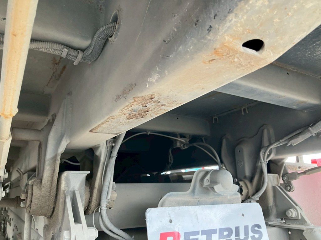 縦ネタねサビ・ヘコミがあります。|三菱 スーパーグレート 2PG-FV70HYの写真34