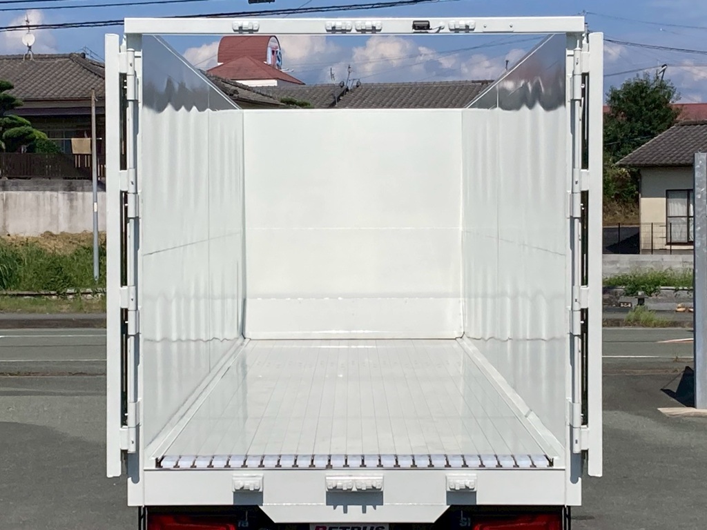 床はアルミ製です。|三菱 スーパーグレート 2PG-FV80VZの写真9