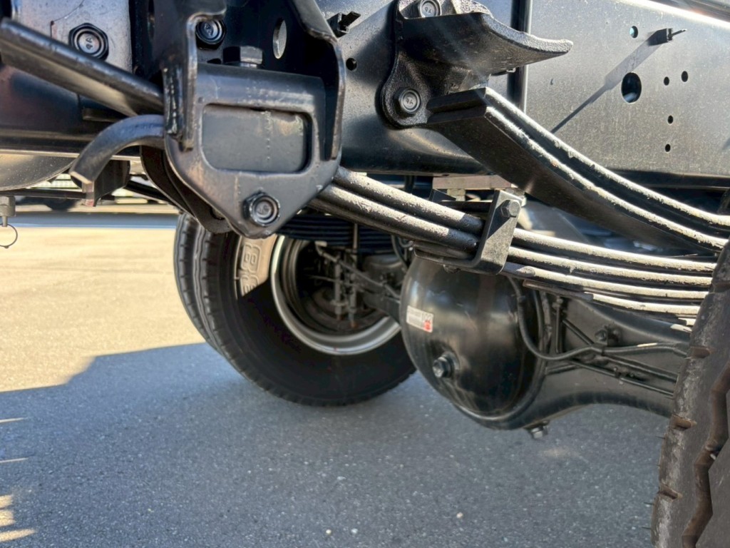 リーフサスです。|いすゞ フォワード 2RG-FRR90S3(2WD)の写真5