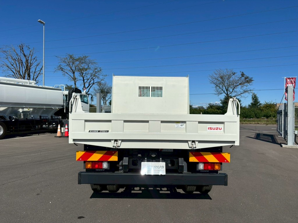 リヤ周りの状態です。|いすゞ フォワード 2RG-FRR90S3(2WD)の写真14