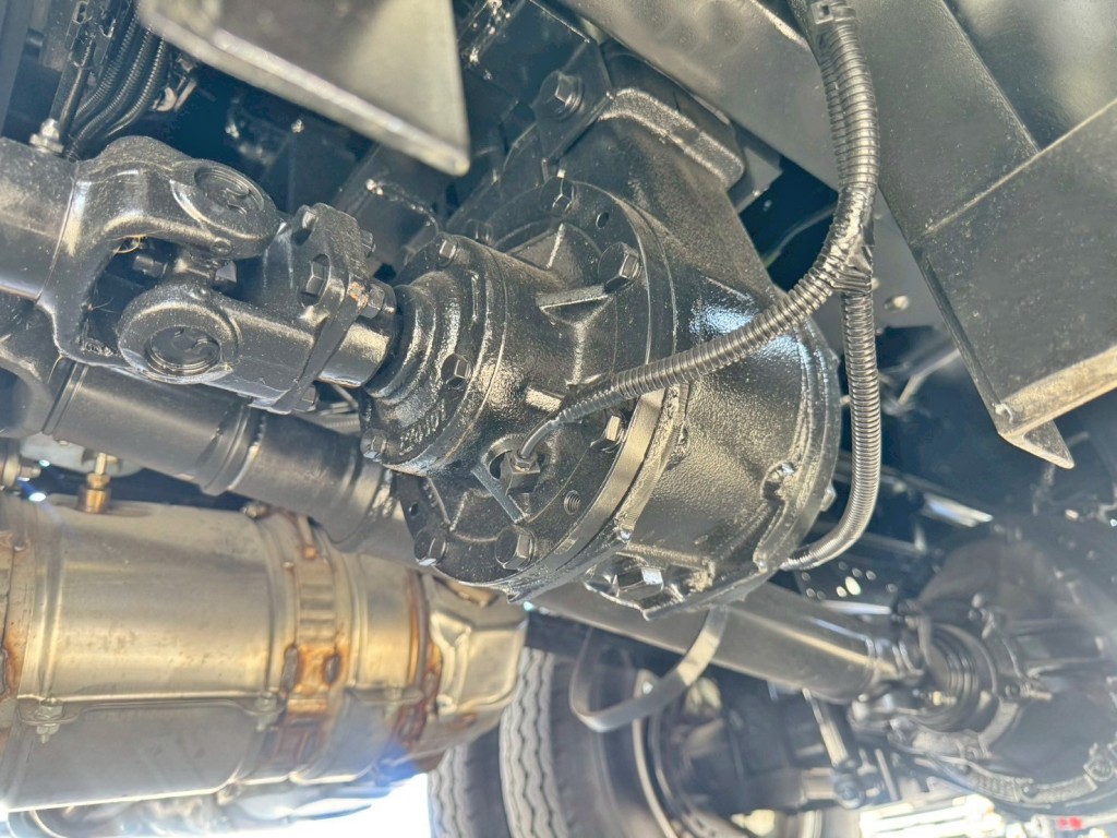 ポンプです。|日野 デュトロ 2KG-XZU600E(2WD)の写真20