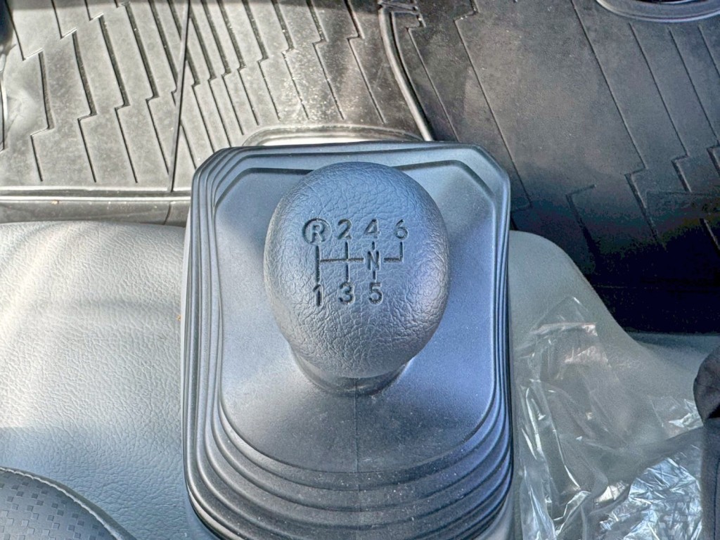 日野 デュトロ 2KG-XZU600E(2WD)の写真32