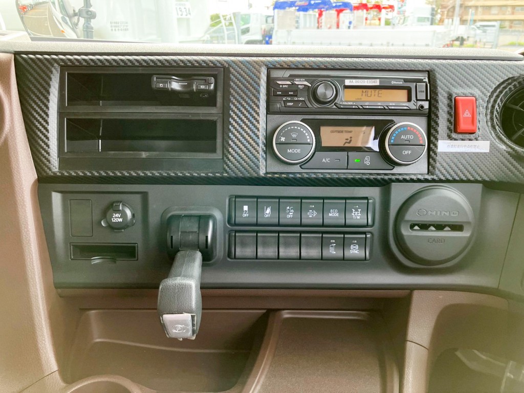 日野 プロフィア 2DG-FW1AHCの写真21