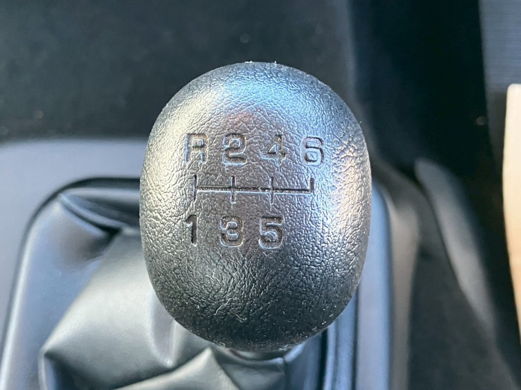 三菱 ファイター 2KG-FK65F(2WD)の写真15