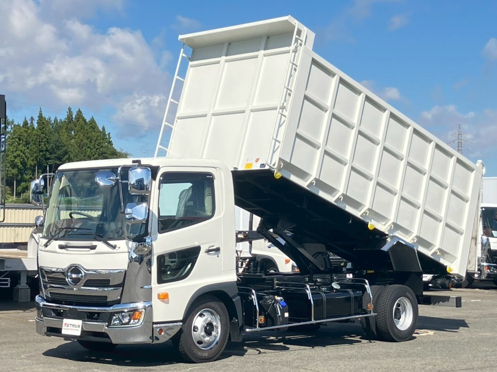 日野 レンジャー 2KG-FC2ABA(2WD)の写真1