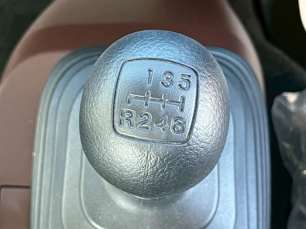 日野 レンジャー 2KG-FC2ABA(2WD)の写真14