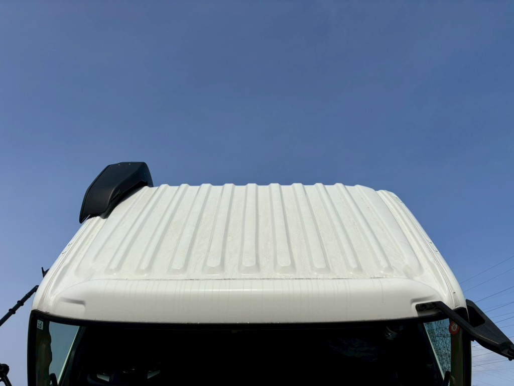 日野 プロフィア 2DG-FS1AGEの写真31