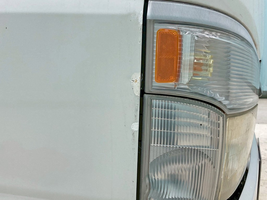 運転席ドアに手塗り箇所があります。|三菱 キャンター PA-FE73DB(2WD)の写真30