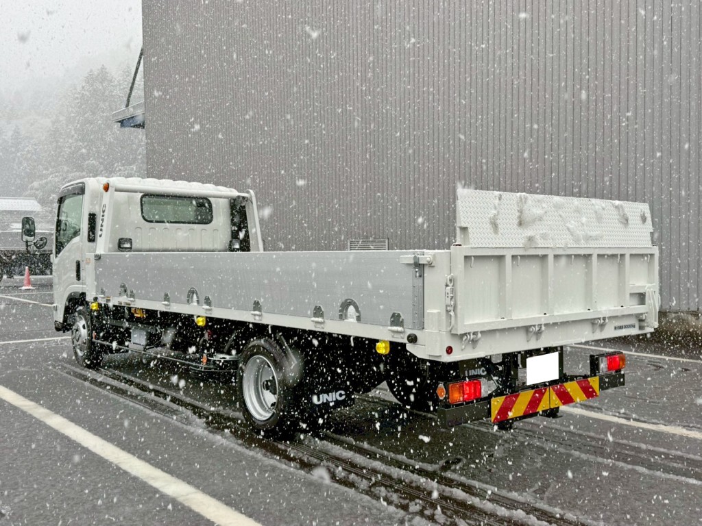 いすゞ エルフ 2RG-NPR88AM(2WD)の写真3