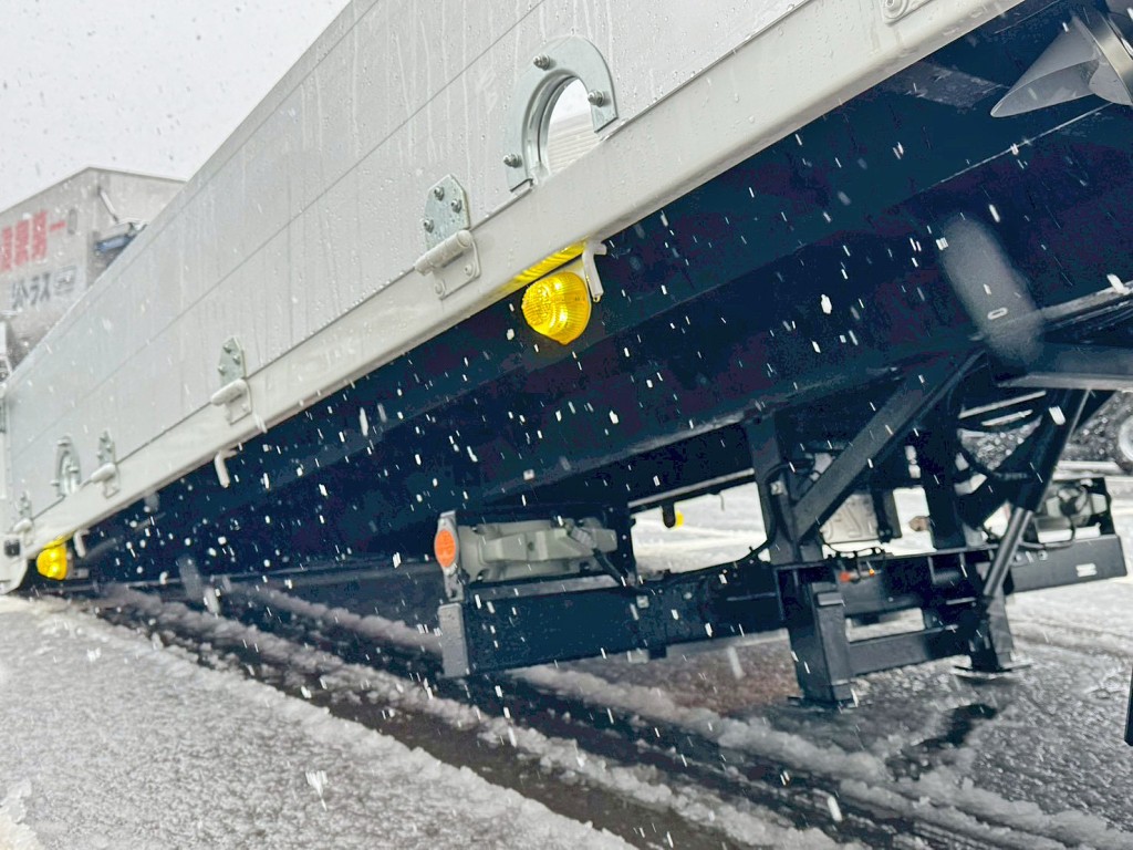 いすゞ エルフ 2RG-NPR88AM(2WD)の写真11