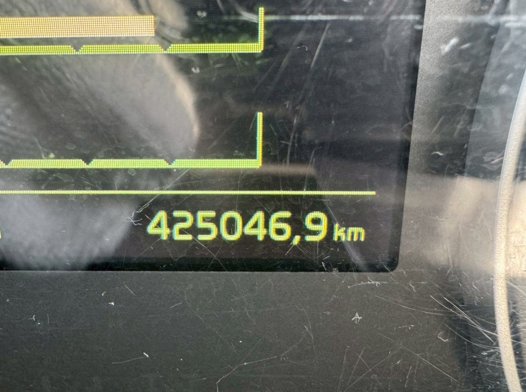 ボルボ  2DG-KA2TEA1の写真21