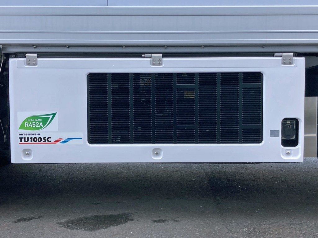 冷凍機はサブエンジン式です。|三菱 スーパーグレート 2PG-FS84HZの写真21