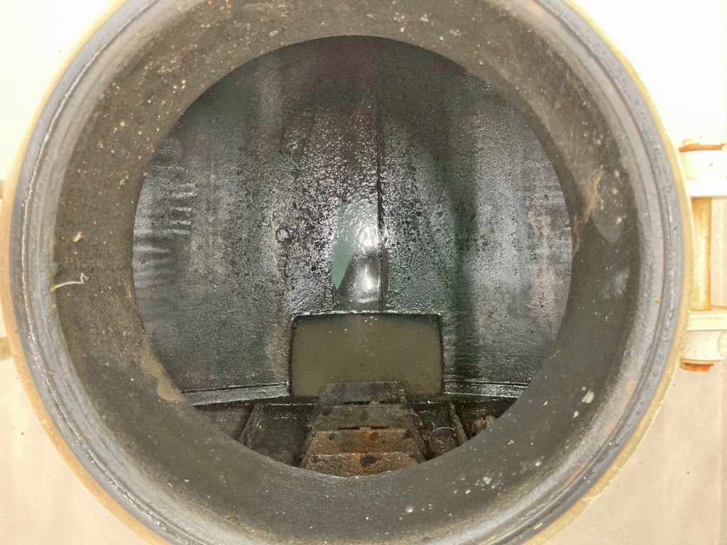 タンク内部の状態です。|日野 プロフィア LKG-FR1APBAの写真12