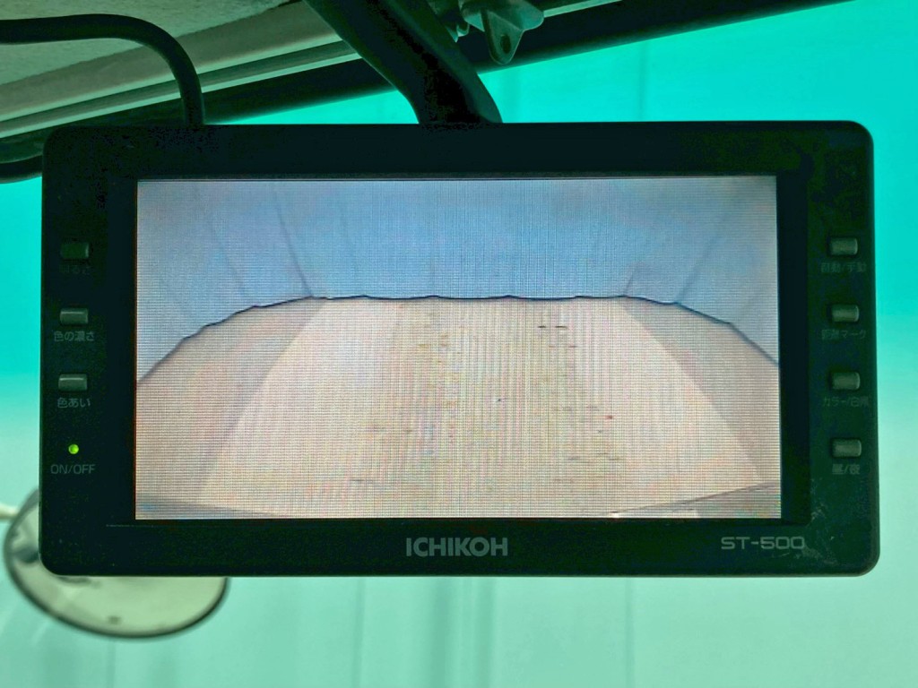 液晶バックモニター付きです。|日野 プロフィア LKG-FR1APBAの写真47