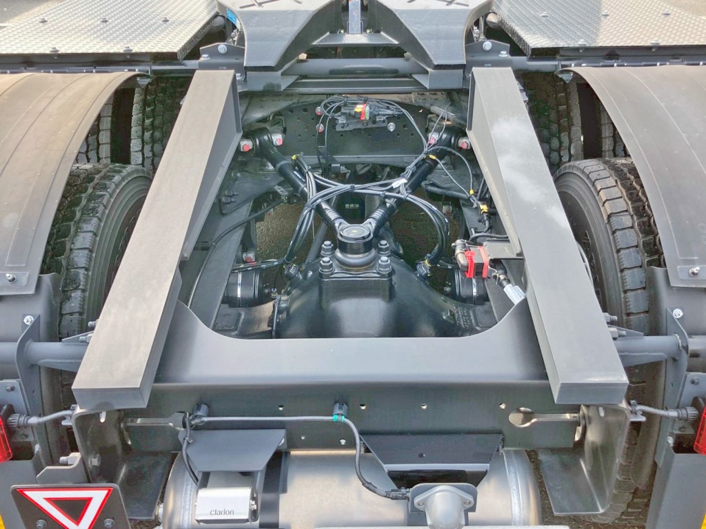 UDトラックス  2DG-GW6ELHの写真7