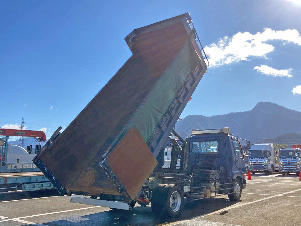 三菱 ファイター QKG-FK72FZの写真4