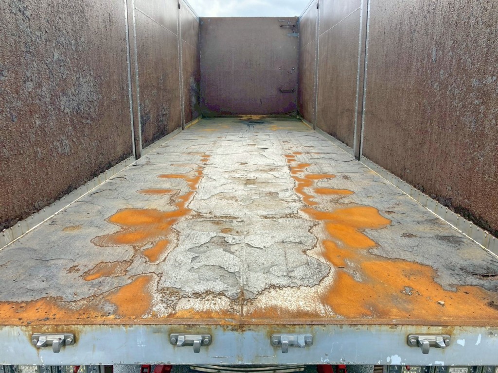 左右アオリはアルミ製です。|UDトラックス クオン QPG-CD5ZLの写真17