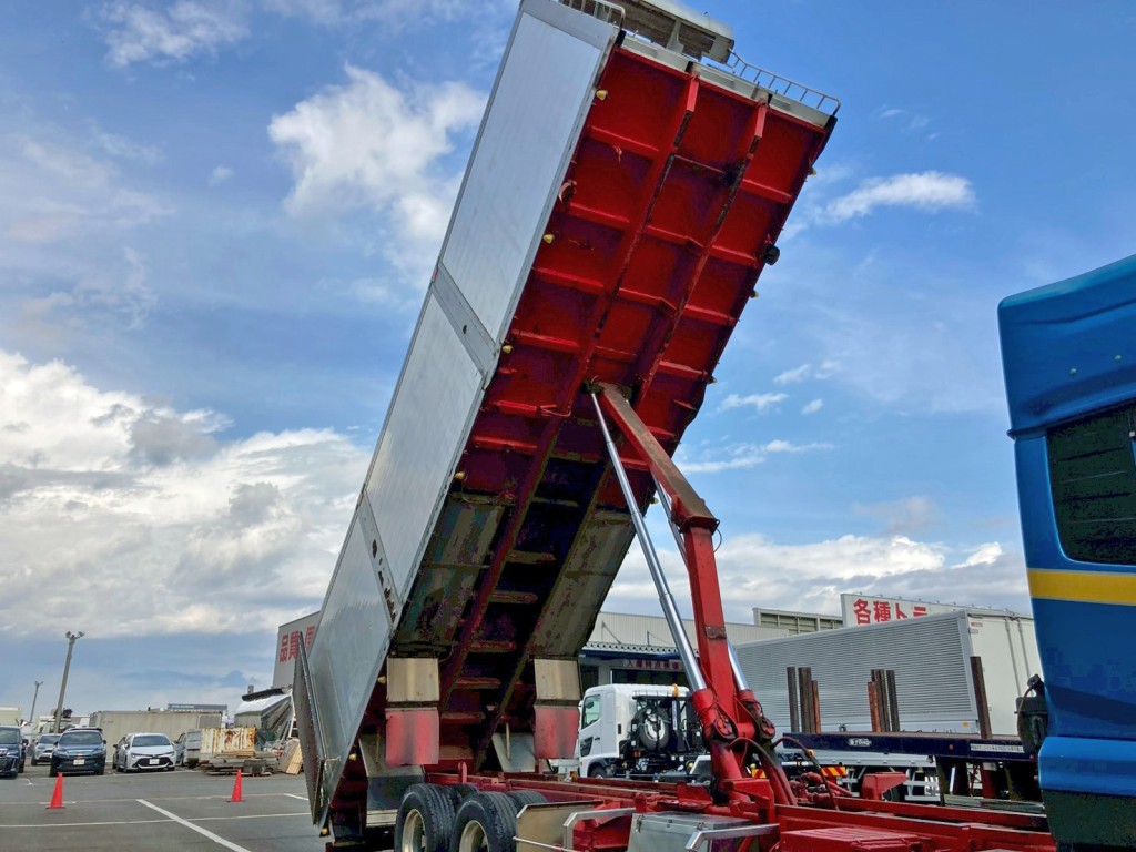 UDトラックス クオン QPG-CD5ZLの写真25