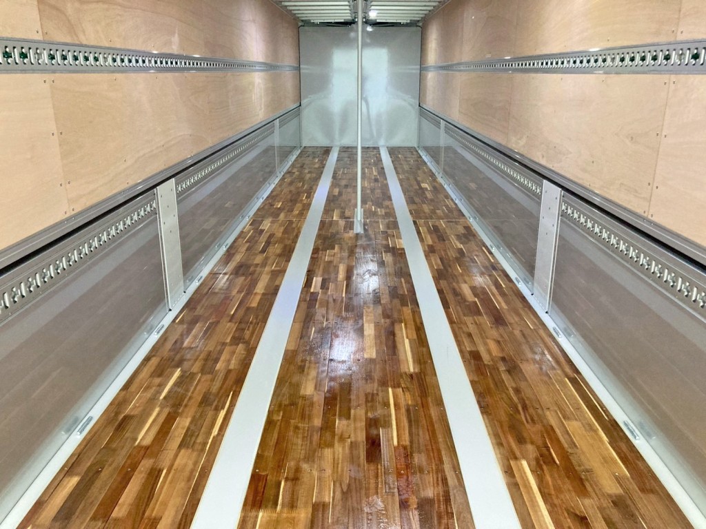 床は板張りです。|トレクス PFB34118の写真11