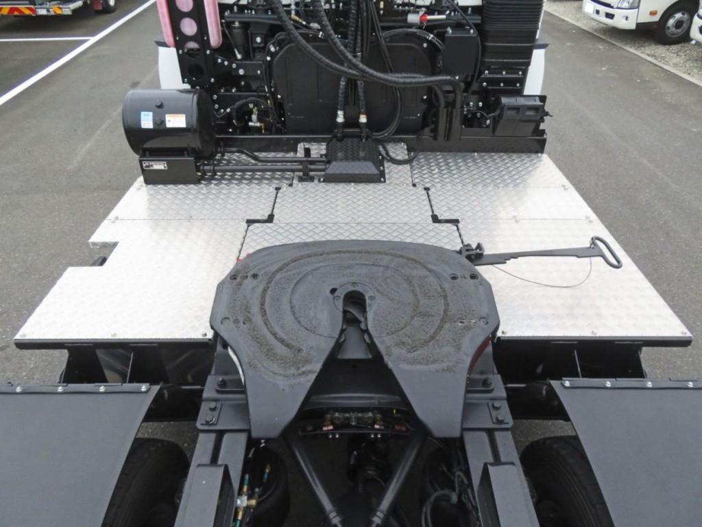 踊り場の状態です。|三菱 スーパーグレート 2RG-FP84VDRの写真9