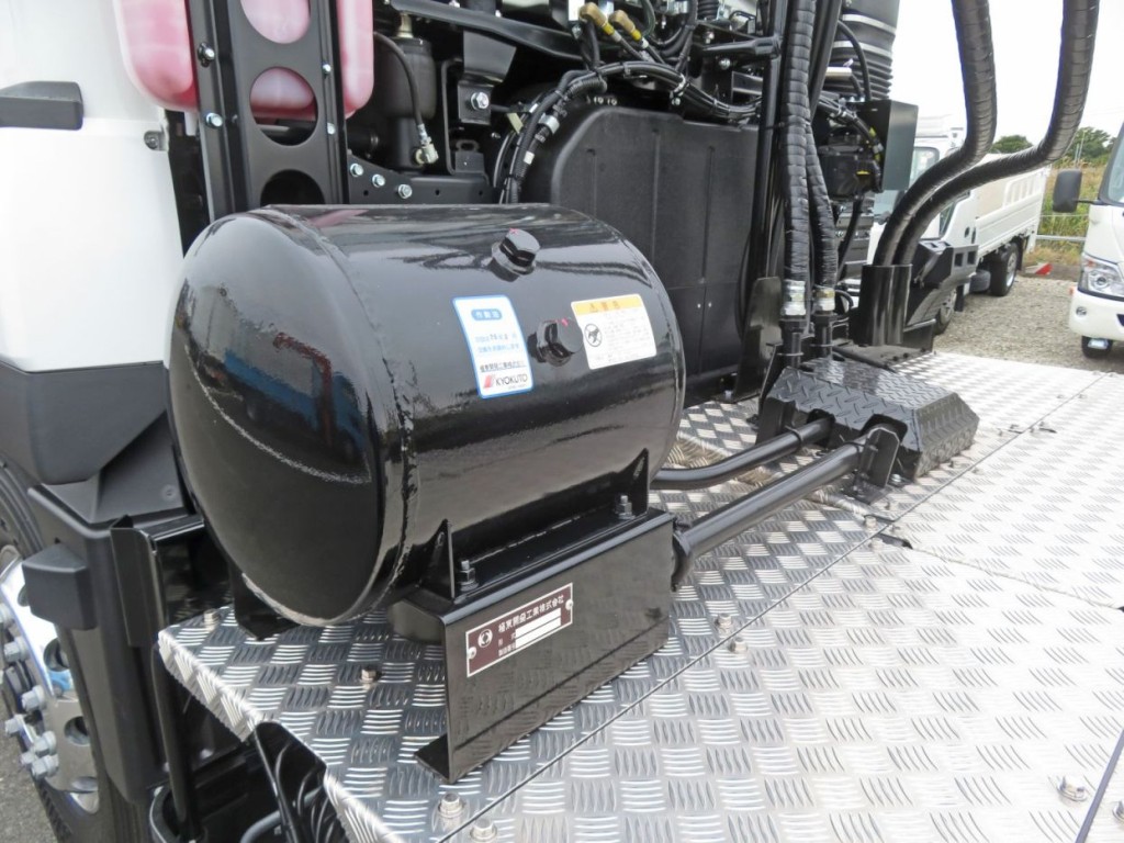 油圧タンクです。|三菱 スーパーグレート 2RG-FP84VDRの写真14